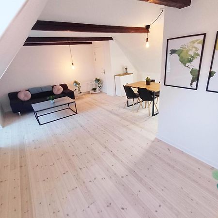 Beautiful 2 Bedroom Apartment Center Of City Раннерс Екстер'єр фото
